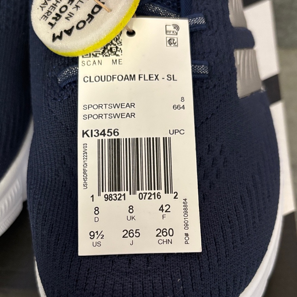 adidas size 9.5w Navy and White Cloudfoam Casual Sneakers wide - Picture 10 of 10